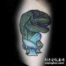 搞笑的插画风格恐龙手臂纹身图案