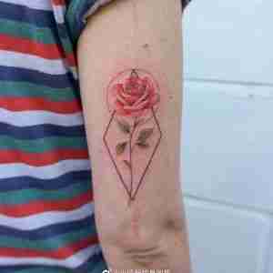 大臂小清新几何风玫瑰纹身图案