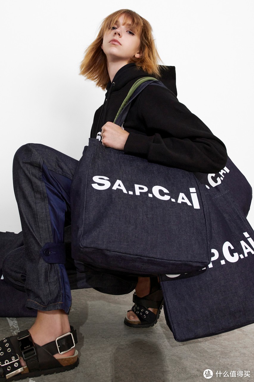 A.P.C. x sacai【INTERACTION #9】即将发售，融合街头与时装风格的设计你喜欢吗？