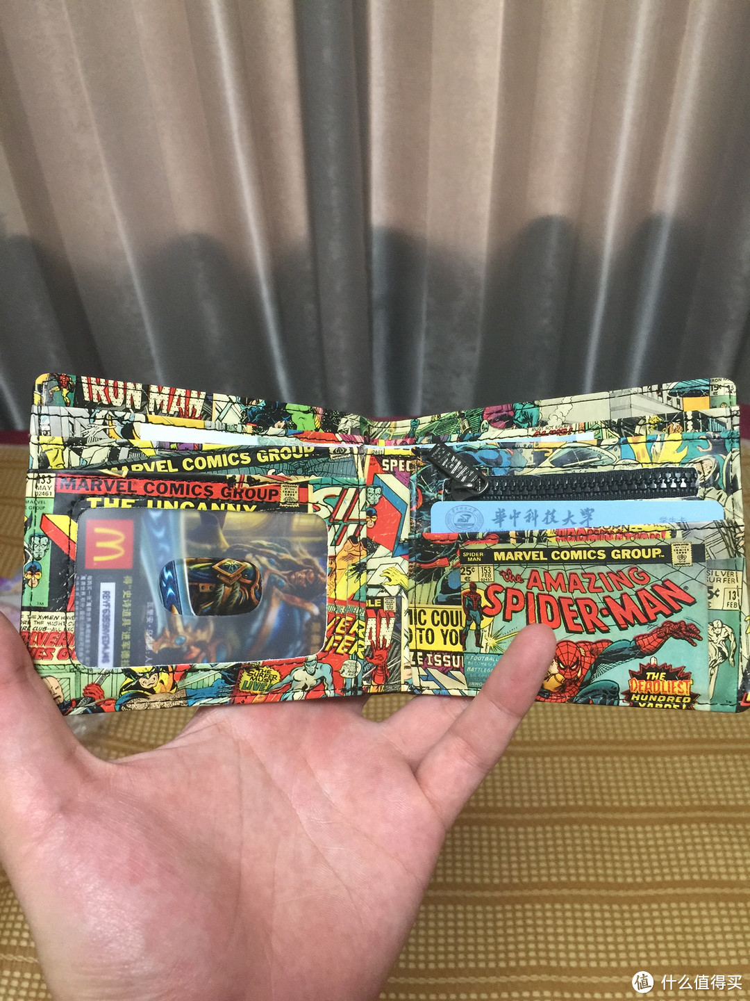 老美也犯迷糊：一双颜色错误的 Havaianas 哈瓦那 人字拖和还算满意的 Marvel Retro 钱包