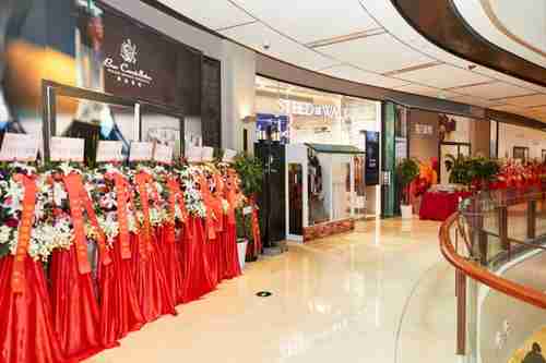 STEED & WALL强势入驻上海兴业太古汇 打造精致男装轻奢品牌