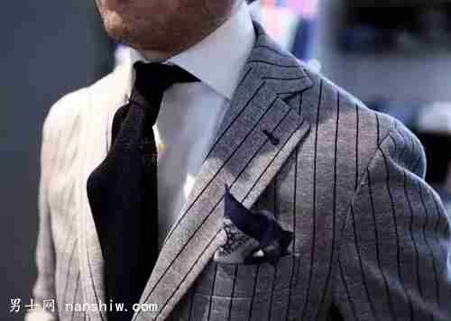 领带挑选技巧：到底多宽的领带才是正确的选择呢？